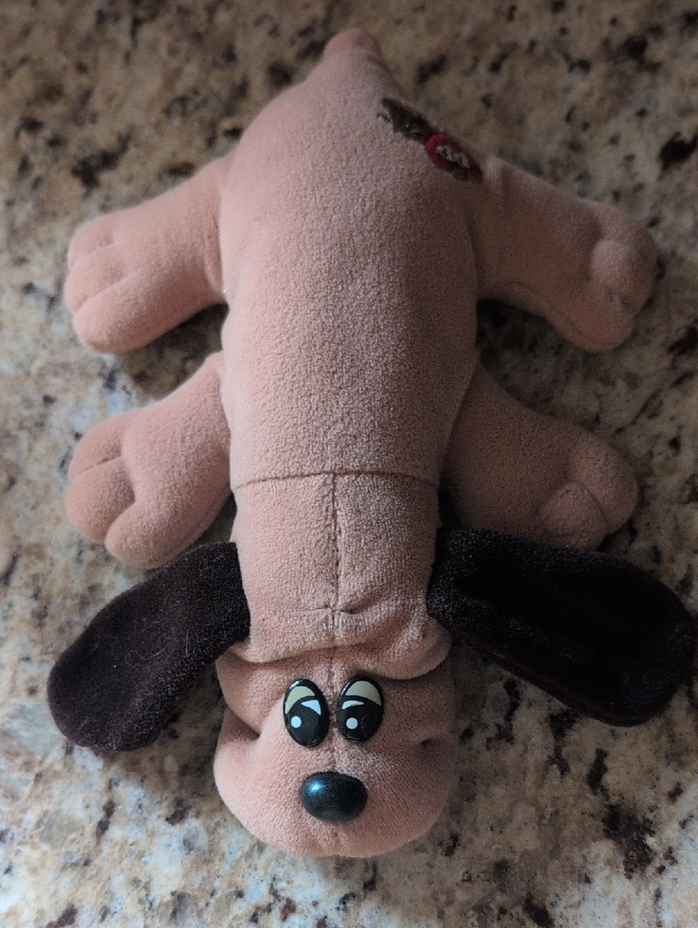 1985 Vintage Pound Puppy